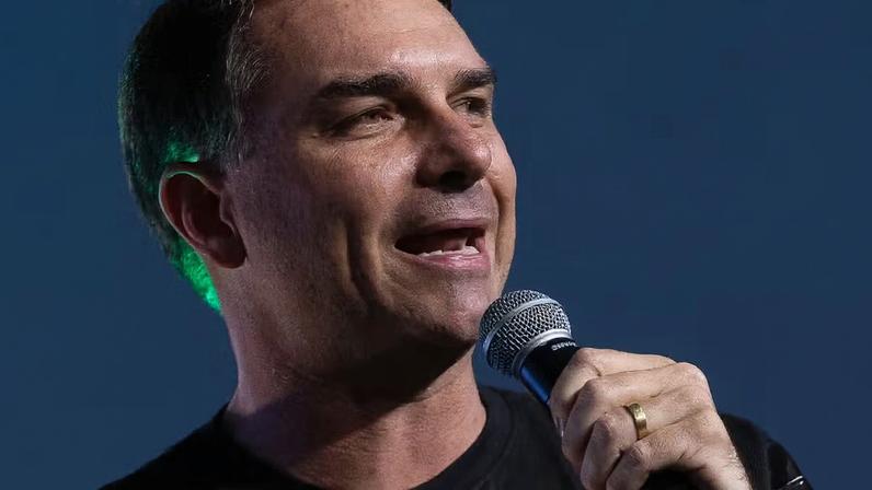 Flávio: senador fará rodadas de conversas em São Paulo na quarta e na quinta — Foto: Edilson Dantas/Agência O Globo