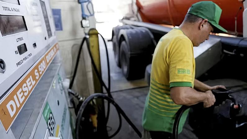 Governo pagará subvenção de R$ 1,12 por litro de óleo diesel às refinarias nacionais