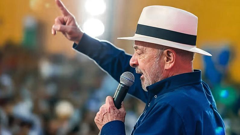 Lula durante o início do tratamento de radioterapia superficial preventiva no couro cabeludo contra um tipo de câncer de pele