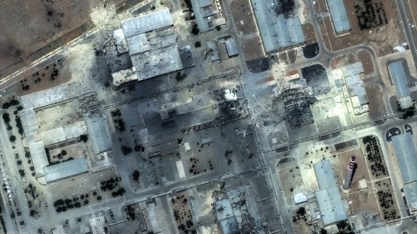 Paradeiro do urânio enriquecido do Irã segue desconhecido: Instalações nucleares iranianas após bombardeio dos EUA e Israel — Foto: Maxar Technologies/AP