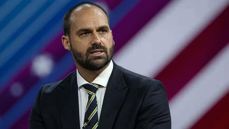 Ex-deputado federal Eduardo Bolsonaro — Foto: Al Drago/Bloomberg - 4/3/2023