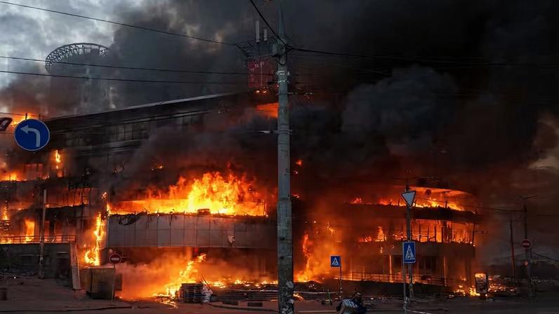Rússia dispara míssil hipersônico em mega-ataque a Kiev no domingo (24/05)