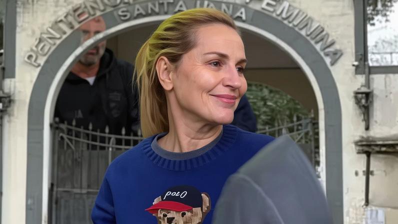 Deolane Bezerra ficou presa na Penitenciária Feminina de Santana, Zona Norte de São Paulo — Foto: Reprodução/TV Globo