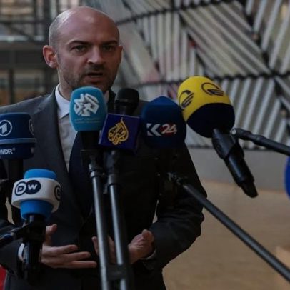 França cobra Israel e critica detenção de ativistas da flotilha