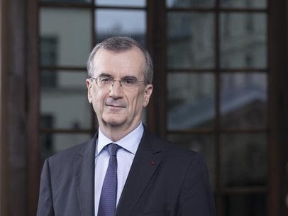 BCE precisa de dados suficientes antes de elevar juros, diz Villeroy