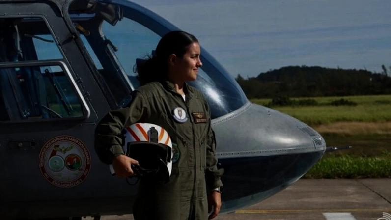 Marinha forma as primeiras mulheres aviadoras navais