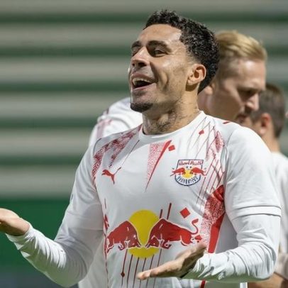 Bragantino vira sobre Chapecoense, que segue na lanterna do Brasileirão