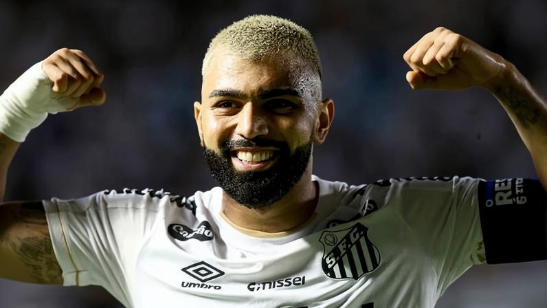 Gabriel, do Santos, comemora após marcar sobre o Deportivo Cuenca, na Sul-Americana