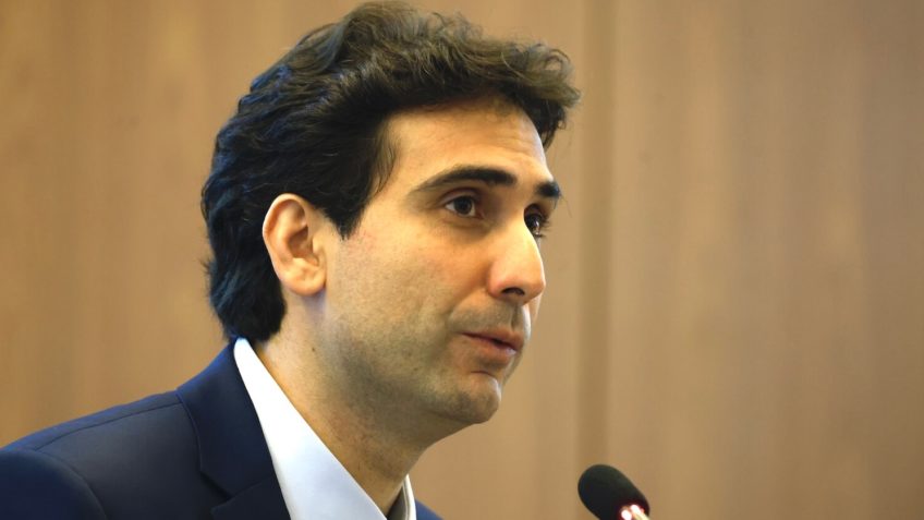 De acordo com Galípolo, foram 4 choques de oferta em menos de 6 anos