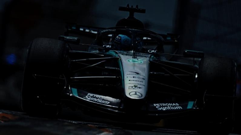 Russell admite surpresa com perda de ritmo da Mercedes