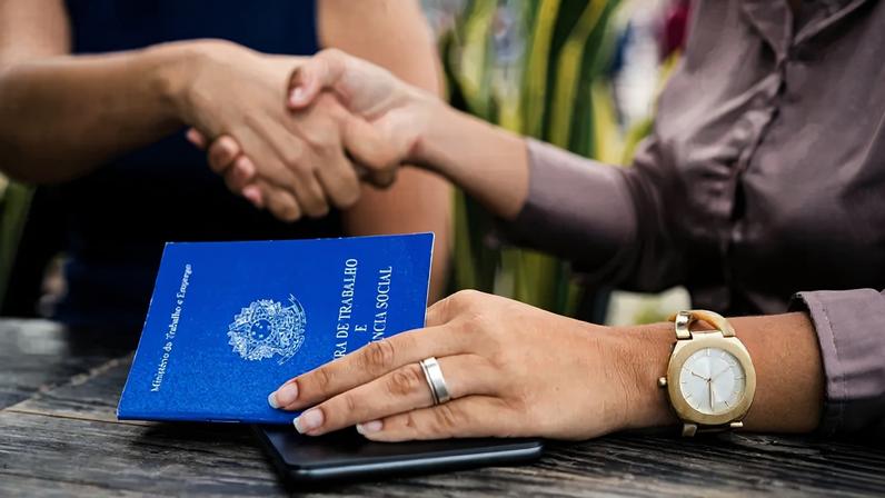 Congresso Nacional analisa proposta que põe fim à escala 6x1 — Foto: Getty Images