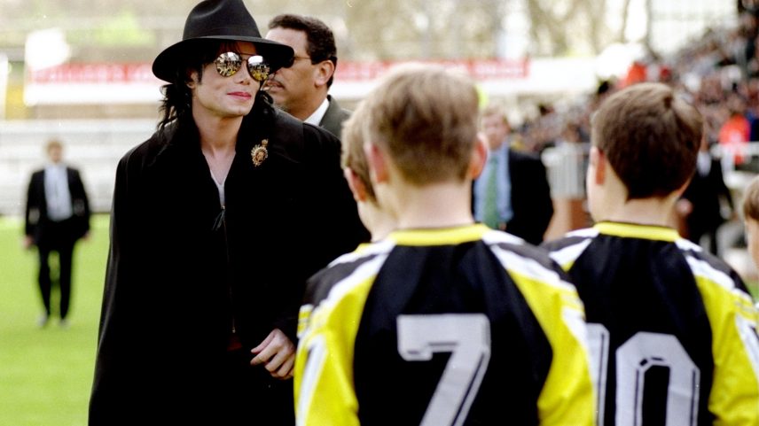 Michael Jackson com a camisa do Nice. — Foto: Reprodução/Site do Nice