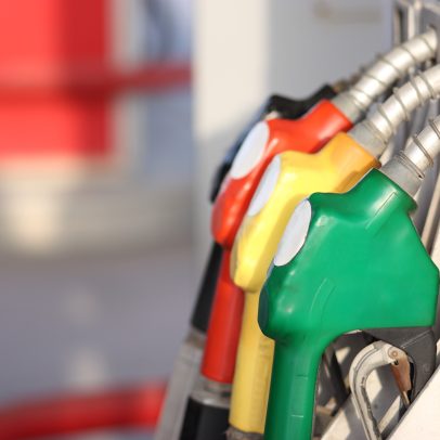 Governo anuncia MP para conter preços da gasolina nesta quarta