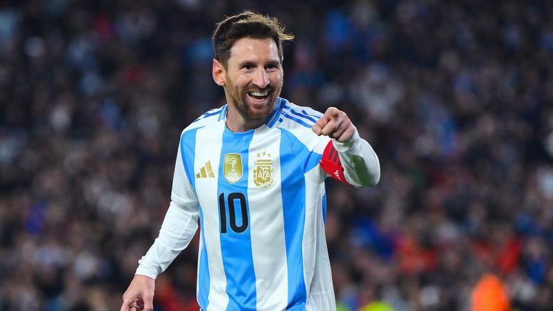Messi em ação pela Argentina — Foto: Getty Images