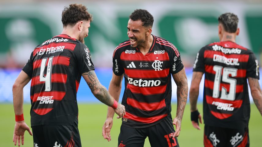 Flamengo pode ter até nove desfalques contra o Coritiba — Foto: Hector Vivas/Getty Images