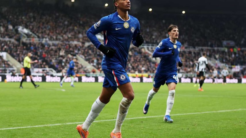 João Pedro, do Chelsea, está cotado para se transferir para o Barcelona