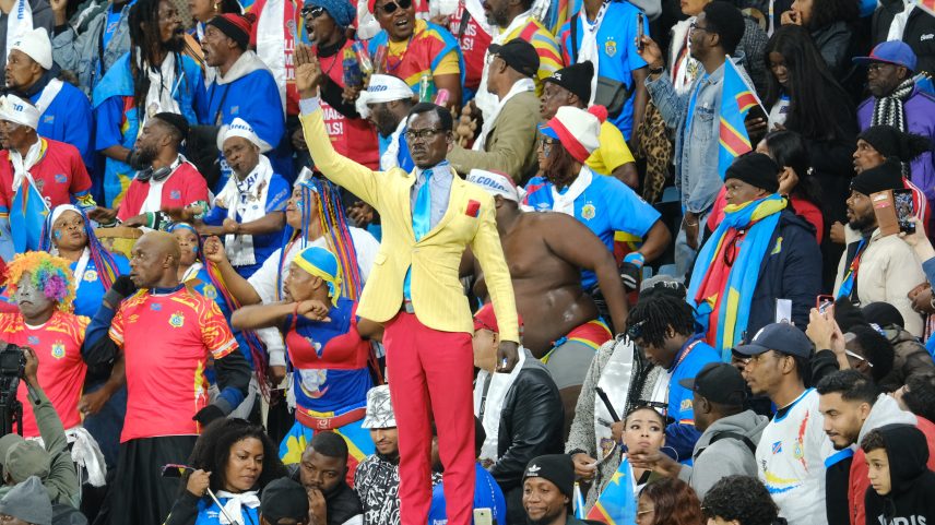 Torcedores do Congo nas Eliminatórias para a Copa do Mundo — Foto: Chris Milosi/Anadolu via Getty Images