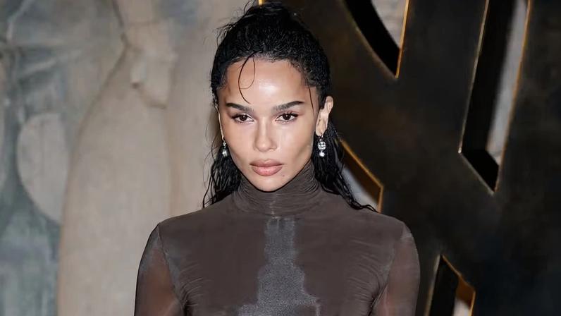 Zoë Kravitz apresenta 5 looks perfeitos para o outono