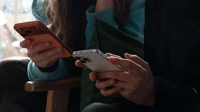 Educar filhos na era digital entre telas e presença