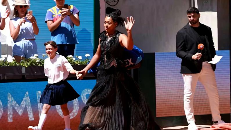 Naomi Osaka em Roland Garros — Foto: Jean Catuffe/Getty Images