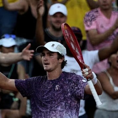 João Fonseca revela conversa com Djokovic após a partida: ele desejou boa sorte