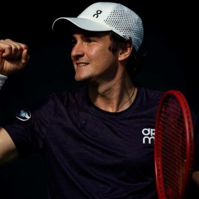 Fonseca vence de virada em Roland Garros e recupera confiança