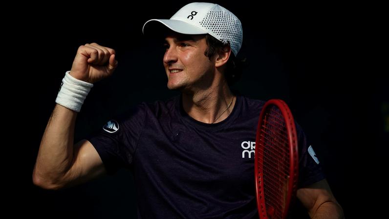 João Fonseca em Roland Garros — Foto: James Fearn/Getty Images