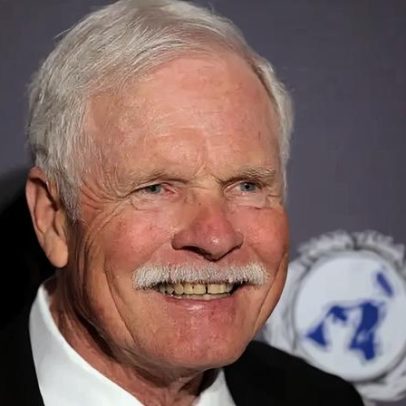 Trajetória de Ted Turner revolucionou a TV e deixa fortuna bilionária