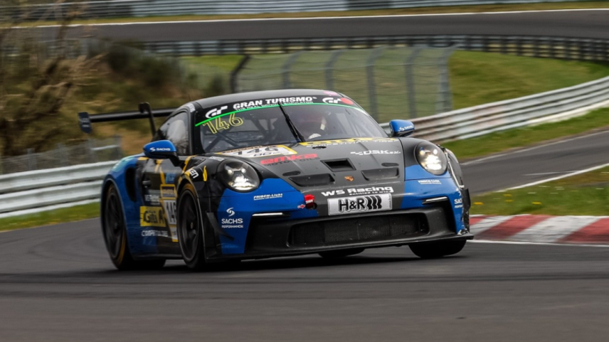 Porsche 911 GT3 Cup #146 de Carrie Schreiner abandona as 24 Horas de Nurburgring