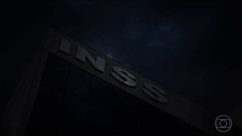 INSS cria regras para devolver descontos indevidos a herdeiros de aposentados e pensionistas que já morreram — Foto: Jornal Nacional/ Reprodução