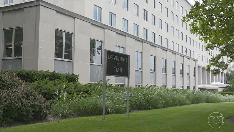 Especialistas avaliam que decisão dos EUA sobre PCC e CV pode gerar impactos jurídicos, econômicos e na soberania nacional — Foto: Jornal Nacional/ Reprodução