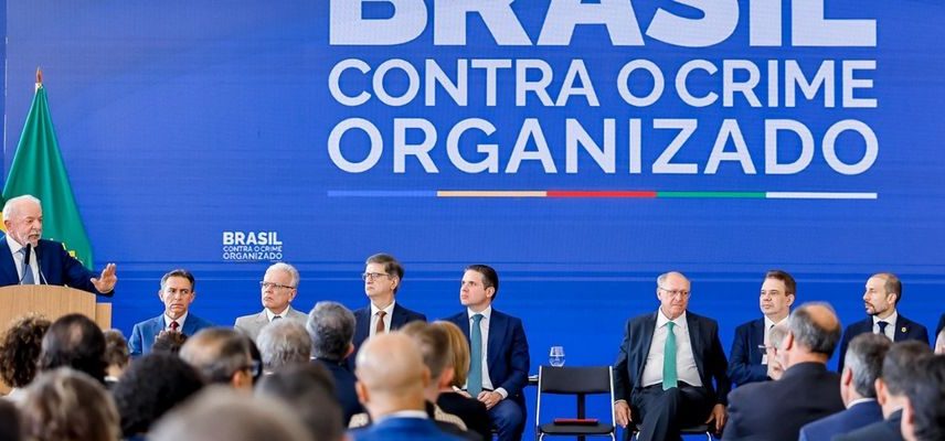Drones, raio-X e mais: Governo investe em tecnologia para combater crime organizado