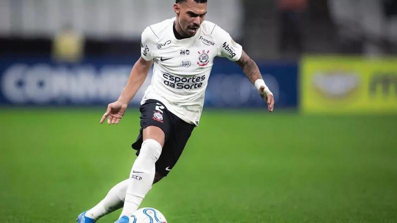 Matheuzinho (Corinthians) durante jogo contra o Platense, no dia 27.05.2026.