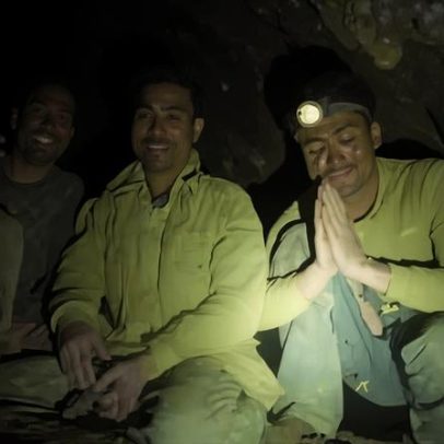 Cinco dos sete membros presos em caverna no Laos são encontrados vivos