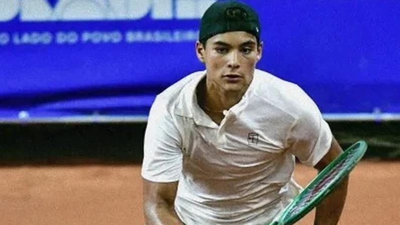 Guto Miguel em ação no Challenger de Santos