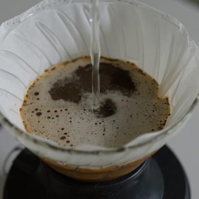 Mesma dose de cafeína pode afetar jovens de forma diferente
