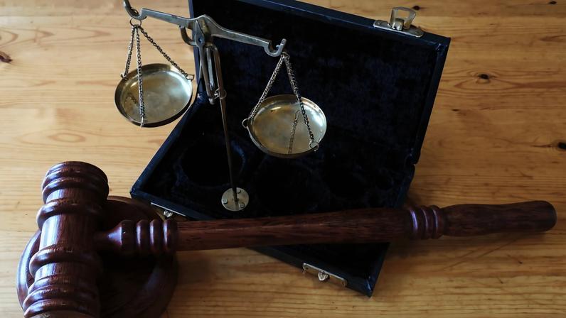 Processo Criminal, Juízes, sentença. Foto: Succo/Pixabay