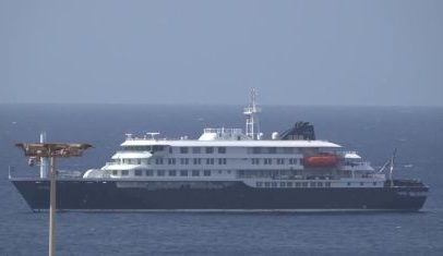 Navio com 150 pessoas é retido perto de Cabo Verde por suspeita de hantavírus