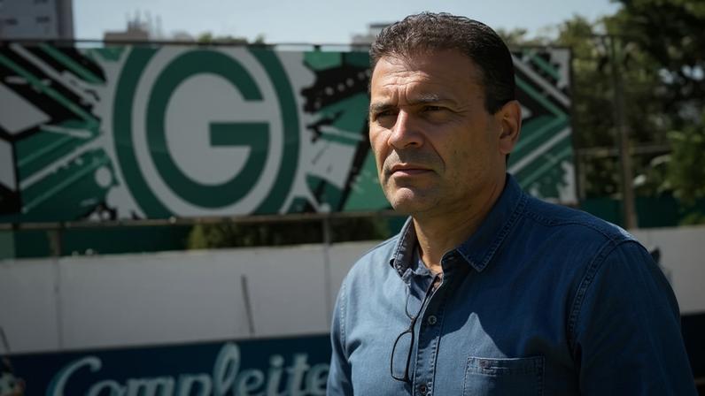 Harlei é uma lenda viva do Goiás, clube que defendeu por 15 anos, tornando-se o atleta com mais partidas na história do Esmeraldino e um dos maiores ídolos da torcida. (Rosiron Rodrigues/Goiás EC)