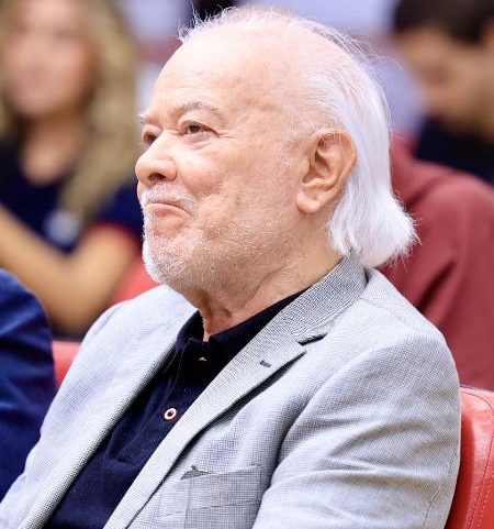 Harry Massis Júnior, presidente do São Paulo, ao lado do executivo de futebol Rui Costa