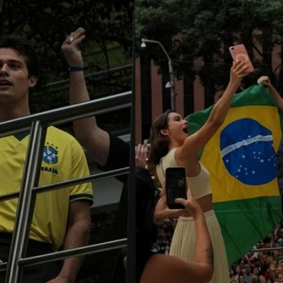 Nicholas Galitzine aparece com camisa do Brasil e é cercado por fãs em SP