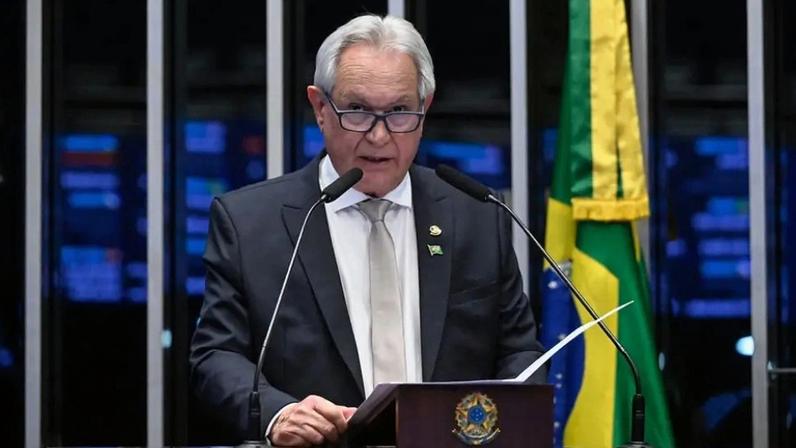 Hermes Klann ainda criticou decisões judiciais contra famílias que praticam o "homeschooling" com seus filhos. (Foto: Carlos Moura/Agência Senado)