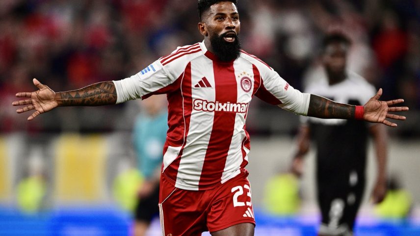 Rodinei comemora gol em Olympiacos x PAOK — Foto: Reprodução X