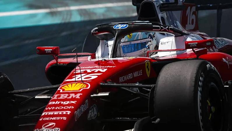 Charles Leclerc durante o TL