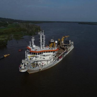 Governo Milei veta empresa brasileira em licitação de hidrovia Paraguai-Paraná