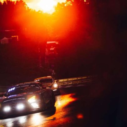 Mercedes de Verstappen lidera após onze horas no 24h Nürburgring 2026
