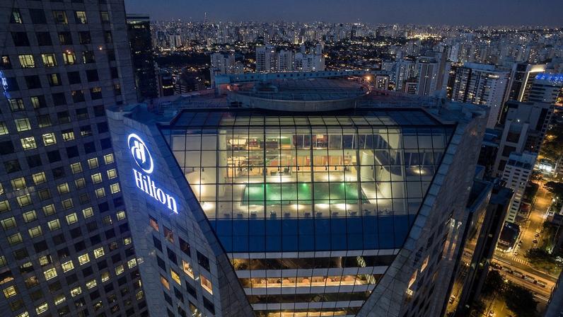 Fachada do hotel Hilton no Morumbi