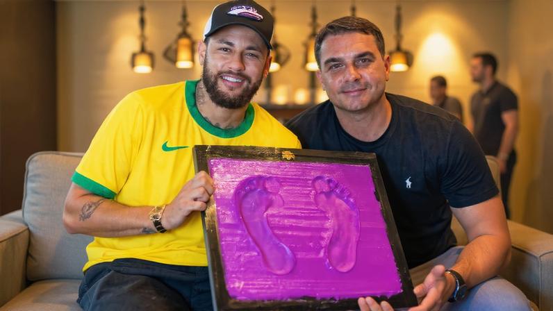 Flávio Bolsonaro e Neymar Jr