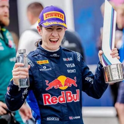 Palmowski vence de ponta a ponta na chuva da F1 Academy; Ferreira fica em 10º