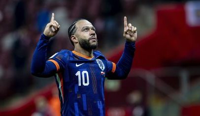 Técnico holandês elogia Memphis, mas alerta sobre condição física antes da Copa